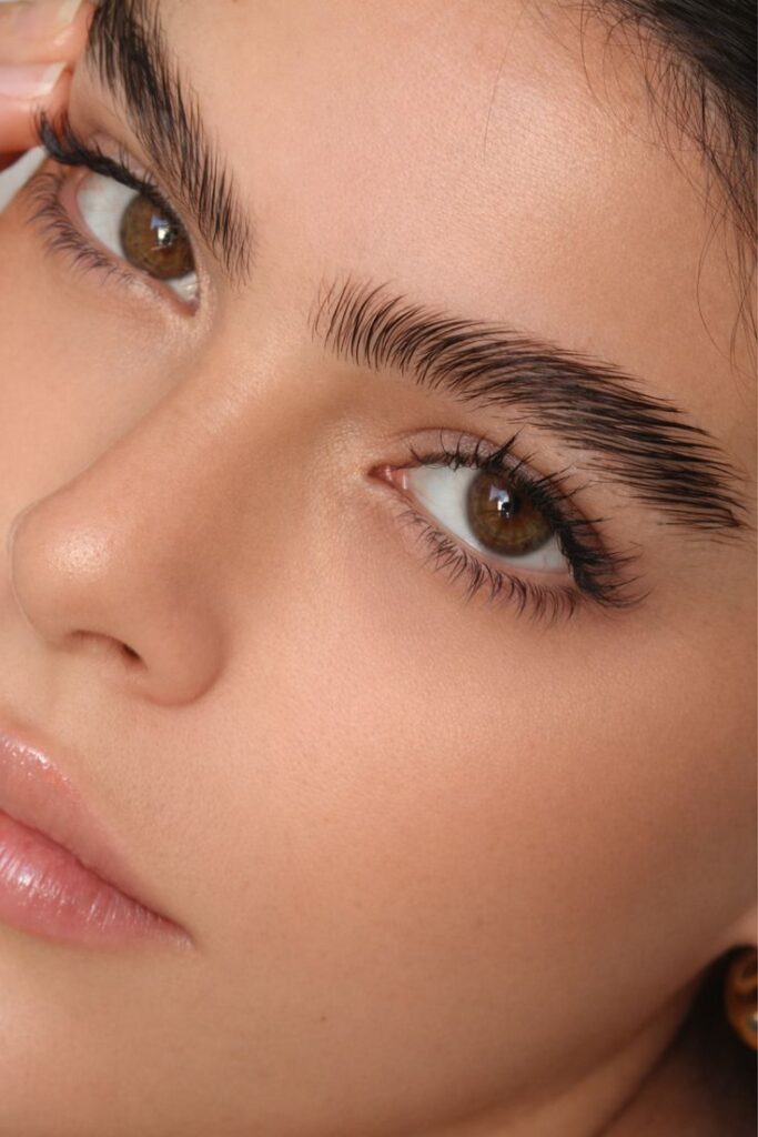 Lifting de sobrancelhas Brow Lift em Belo Horizonte